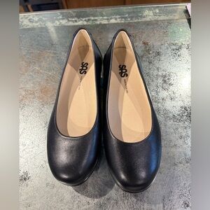 SAS Women's Elegant Black Leather Loafers